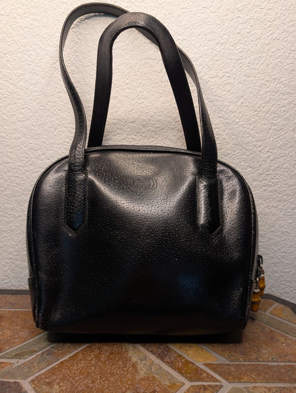 VTG Gucci Authenticated Black Leather Bowler Handbag Bamboo Zipper Pull Italy **